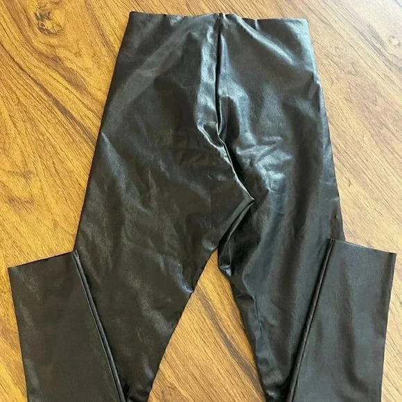Commando Faux Leather 7/8" Leggings-Sz L - Picture 3 of 3